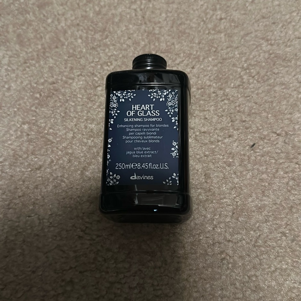 Davines Heart of glass shampoo